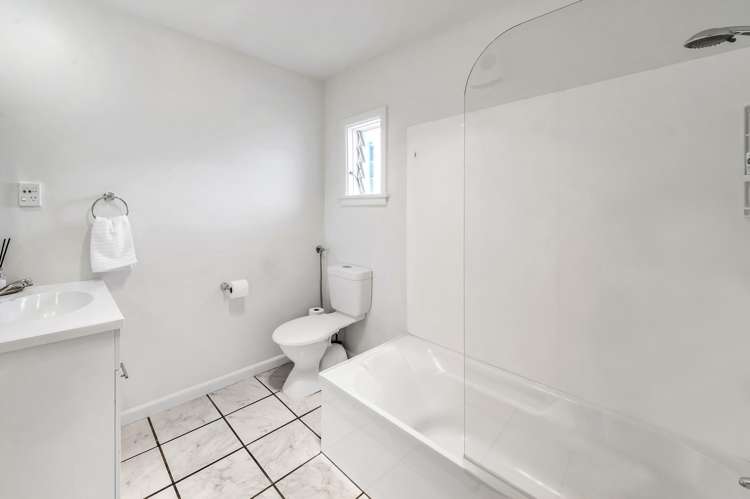 35 Leeston And Lake Road Leeston_22