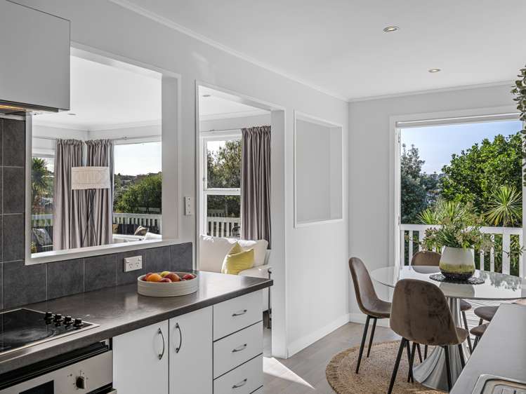 8 Weatherly Road Torbay_11