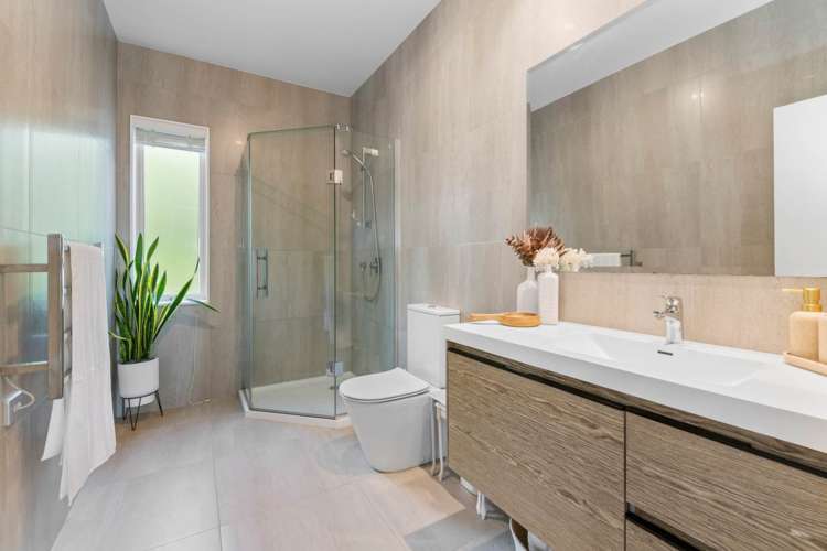 89e William Bayes Place Red Beach_13