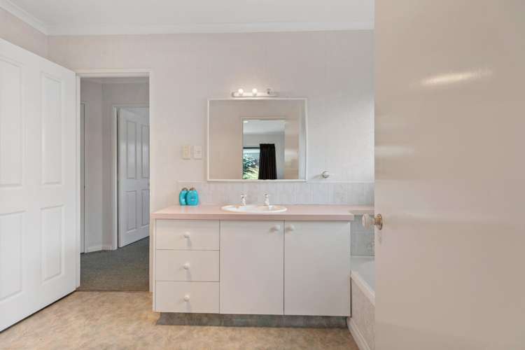 10 Sandhurst Drive Papamoa_10