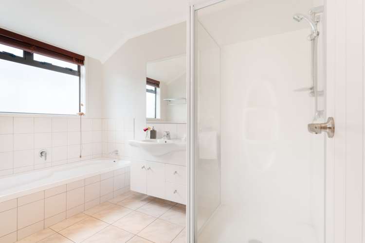 2 Lark Place Welcome Bay_10