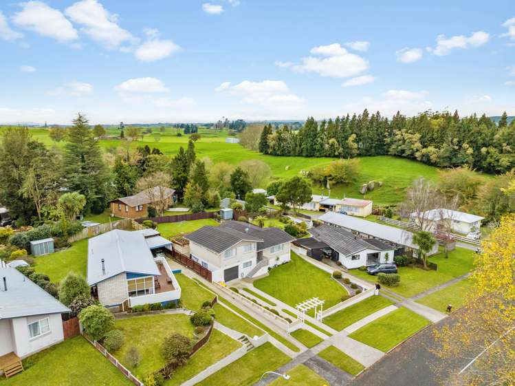 214 West Parkdale Street Tokoroa_18