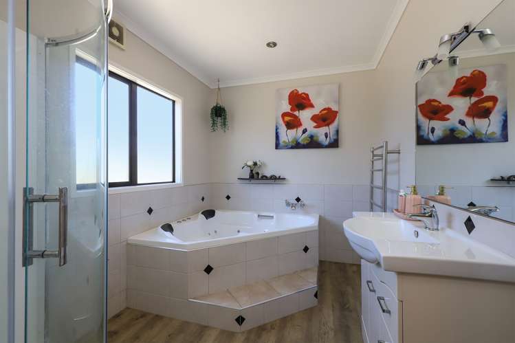 24 Symons Street Parkvale_17