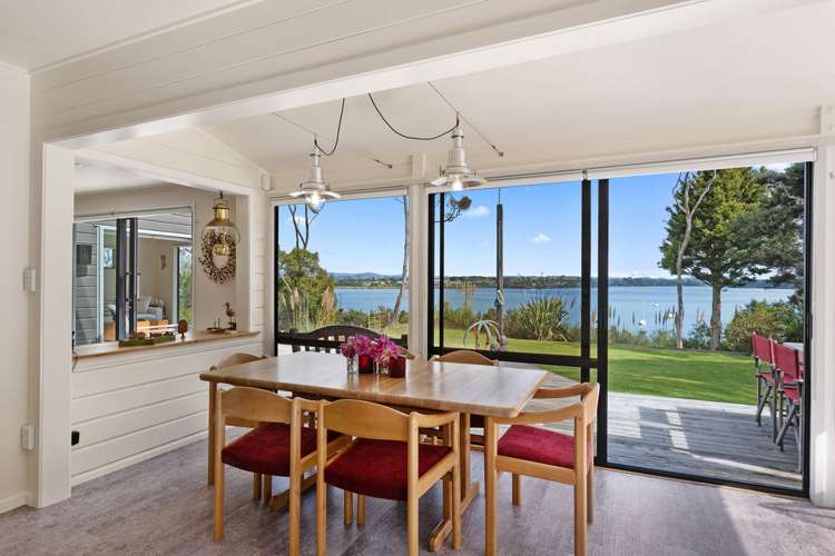 167 Attwood Road Paremoremo_8