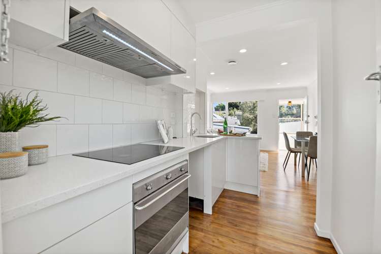 2/38 Woodford Road Mount Eden_5