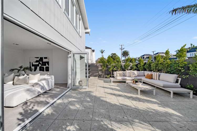 1/11 Cecil Road_4