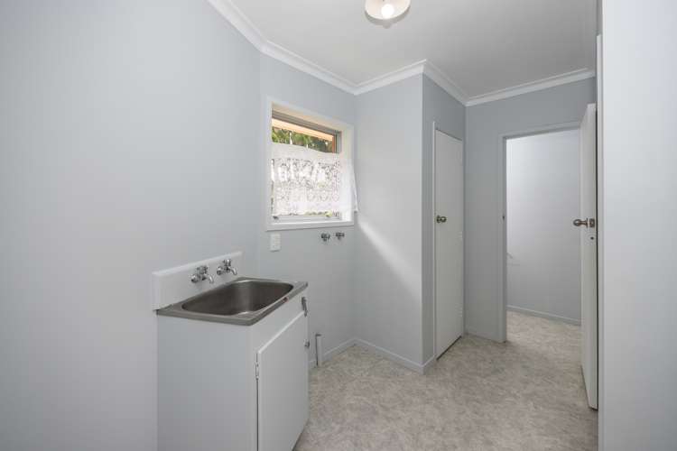 8 Pelorus Street Glenview_21