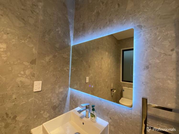 13 Sagitta Drive Flat Bush_20