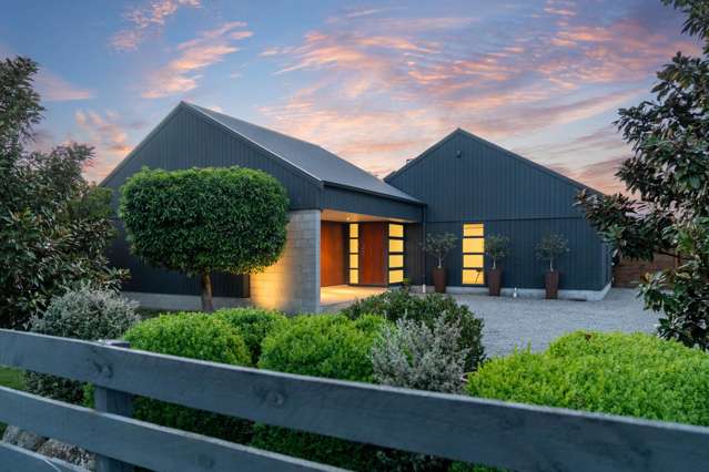 Indoor and Outdoor Spaces for All Seasons