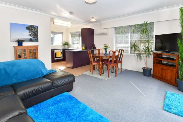 2/111 Florence Avenue Orewa_3