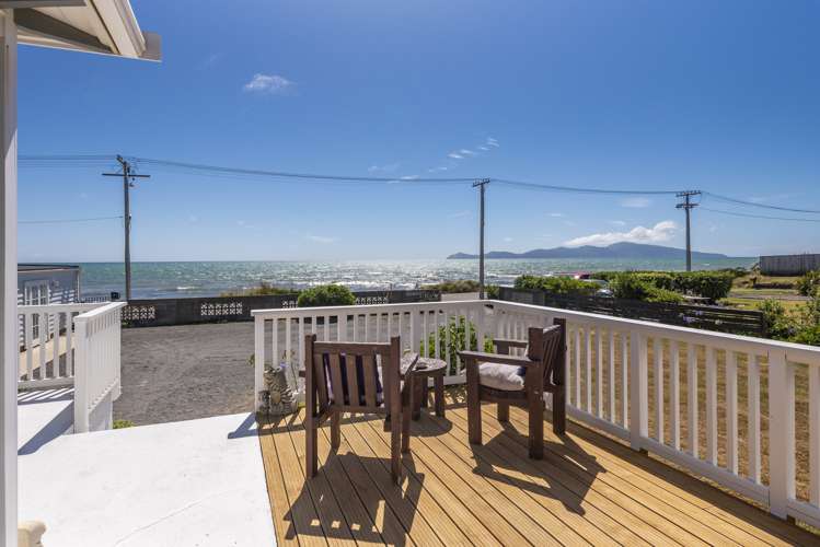 60 The Parade Paekakariki_17