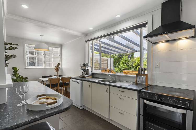 243 Rangatira Road Beach Haven_10