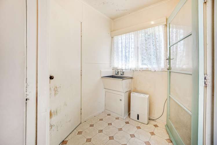 29 Kaikoura Street Henderson_14