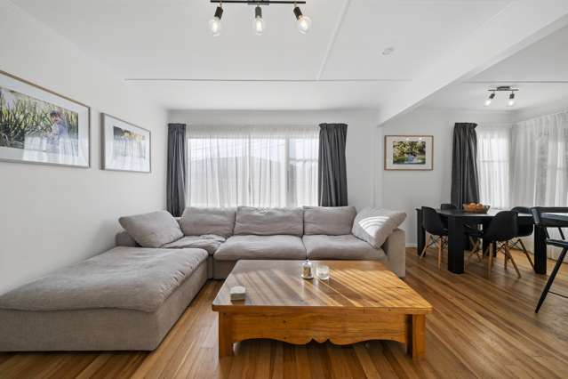 61 Petrie Street Wainuiomata_1