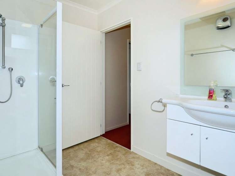 6 Mchugh Crescent Darfield_10