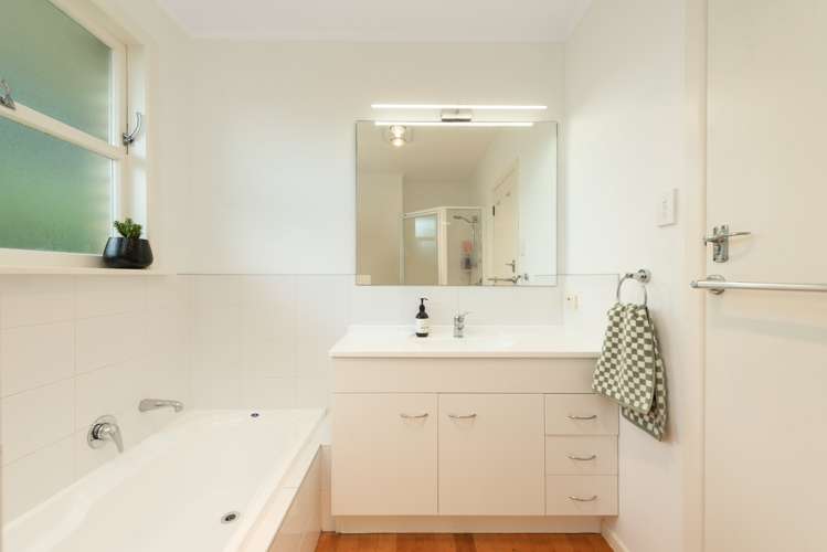 4 Beaufort Avenue Brookfield_14