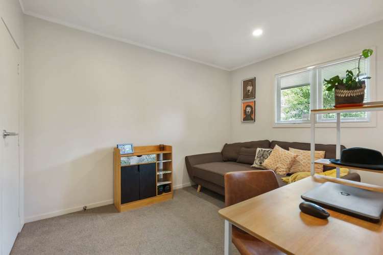 2/40 Eskdale Road Birkdale_4