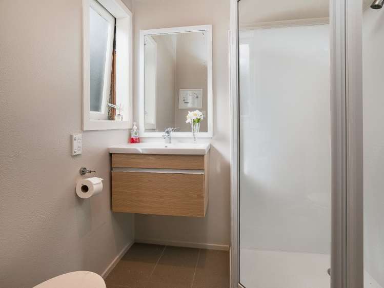 137 Matipo Road Te Atatu Peninsula_9