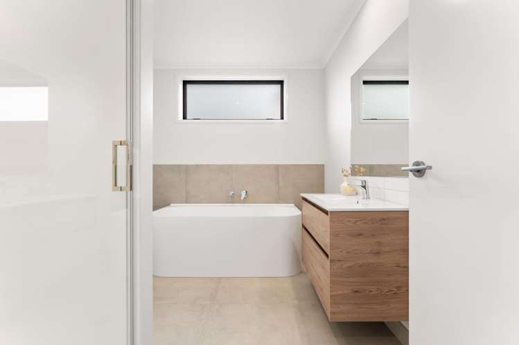 19a Cowell Crescent Pyes Pa_10