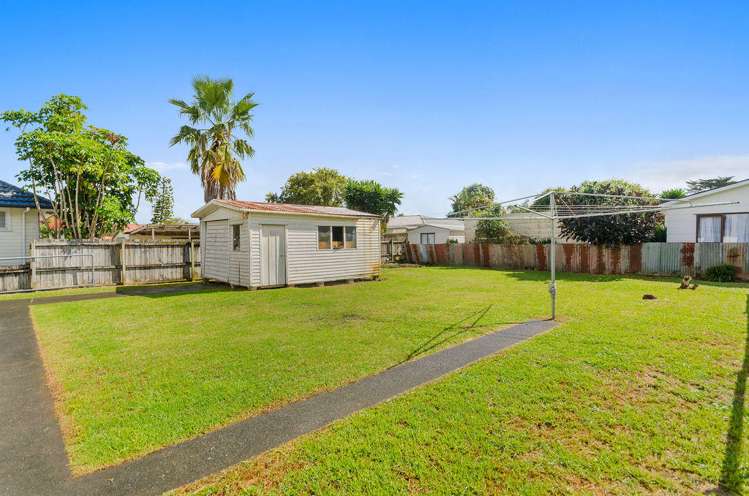 17 Hereford Street Te Atatu Peninsula_2