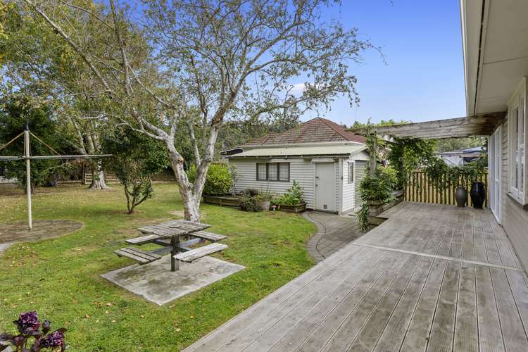 8 Glen Road Stokes Valley_16