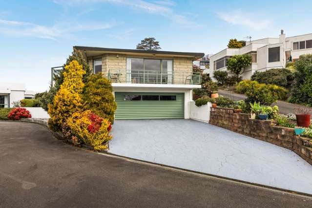 2/89 Churchill Drive Taradale_1