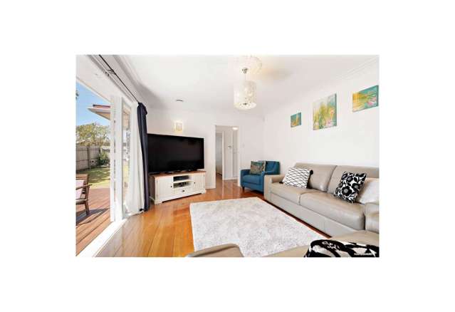 27 Fairdene Avenue Henderson_4