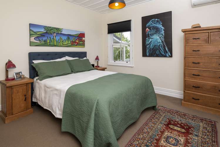 64 Uxbridge Road Mellons Bay_10