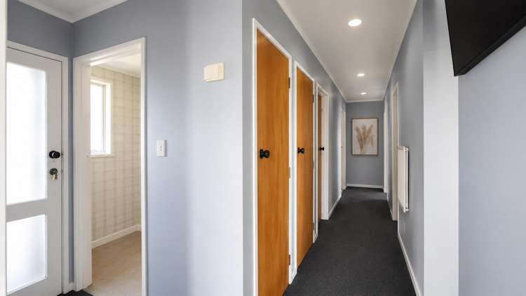 1 George Clay Place Huntly_5