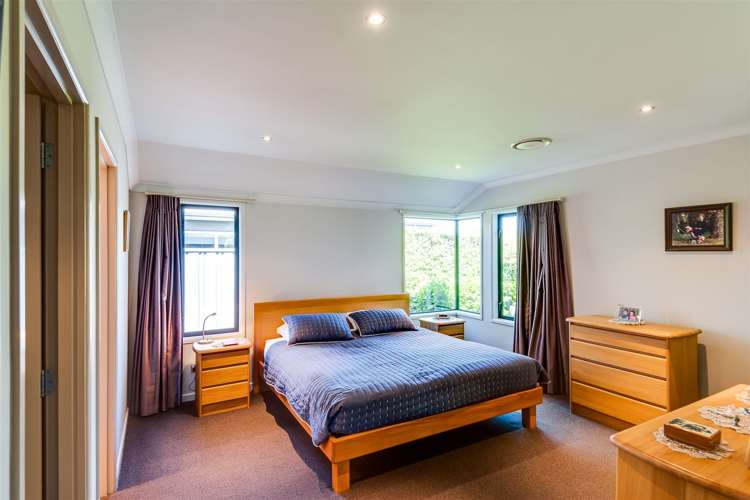 6 Donald Place Frimley_14