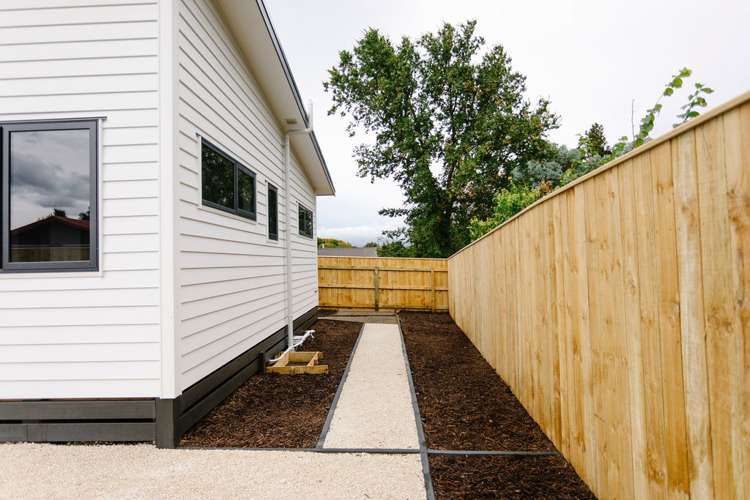 23 Guy Street Dannevirke_15