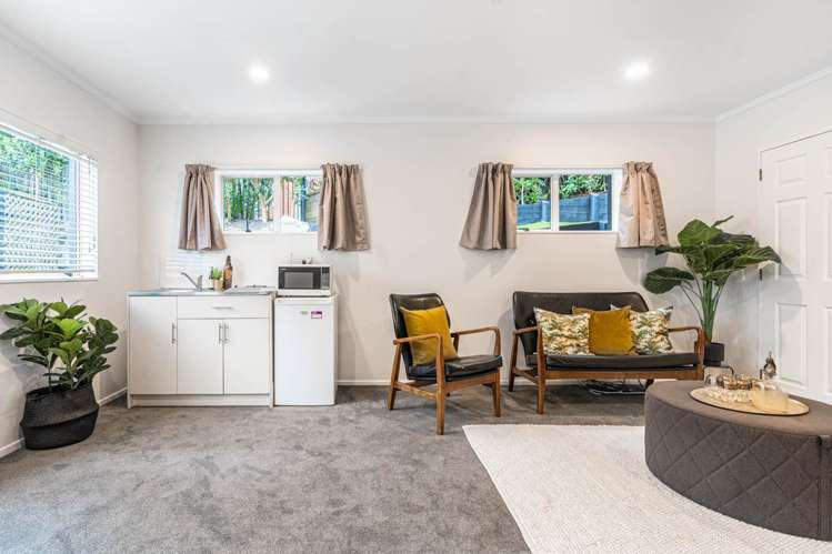 1/38 Clifton Road Hauraki_13