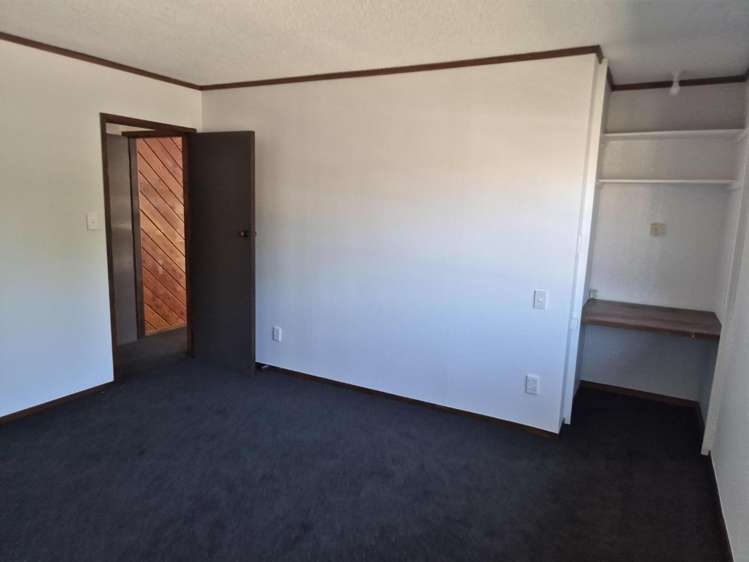 147 Knighton Road 1076_6