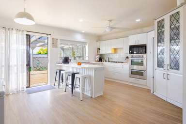 86 Wycliffe Street_4