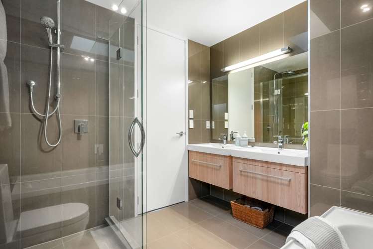 86A Churchill Road Murrays Bay_13