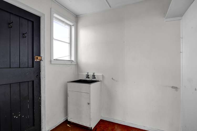 2 Waihi Road Hawera_6