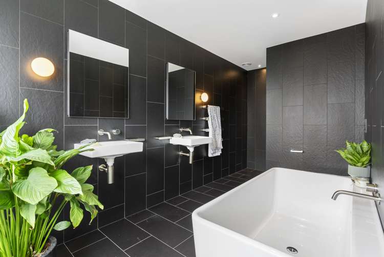 22 Teal Crescent Beach Haven_11