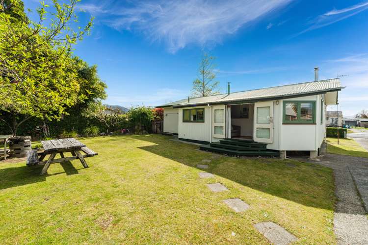 16 Hingaia Street Turangi_10