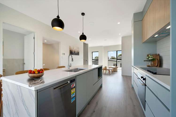 1/107 Hobsonville Road_1
