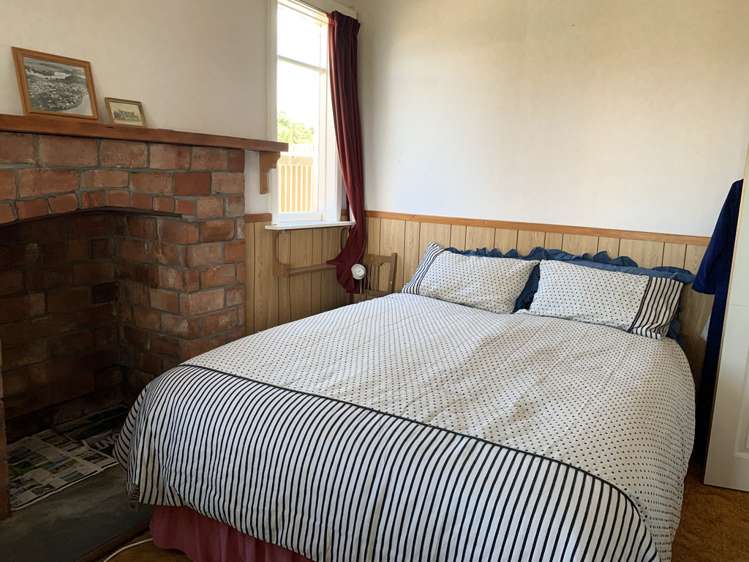 39 Park Lane Owaka_9