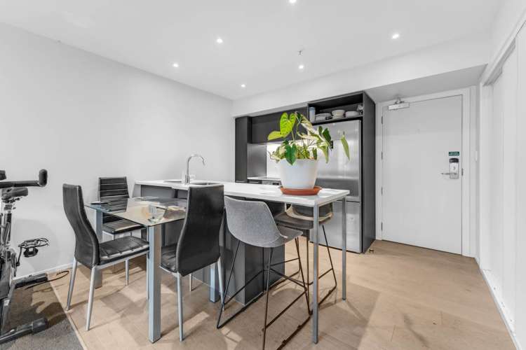 109/69A Hall Avenue_4