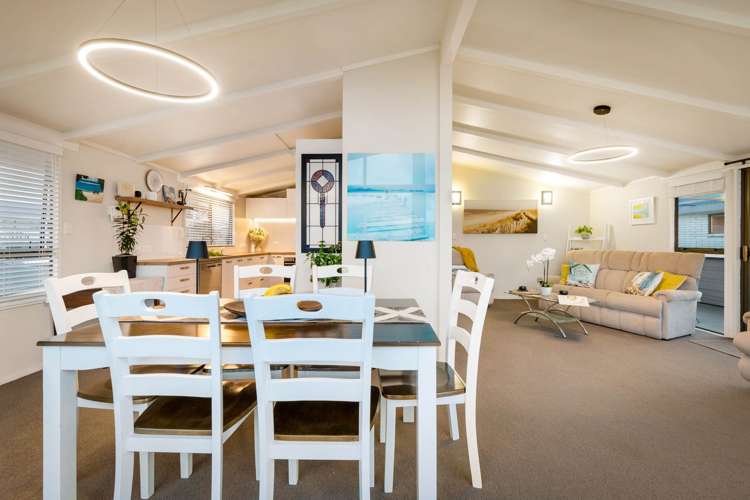 94 Torkar Road Clarks Beach_10