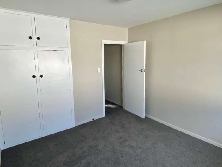  1/12 Abberley Crescent Edgeware_4