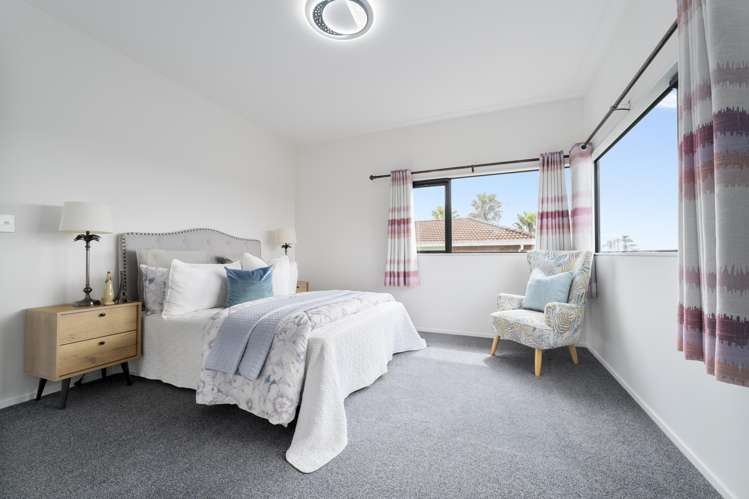 257 Glengarry Road Glen Eden_8