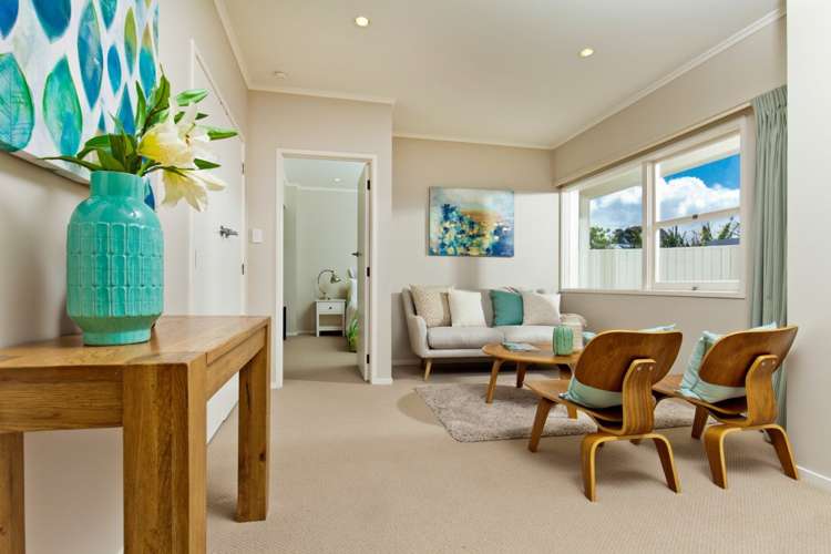 2/49 Kitchener Road Milford_6