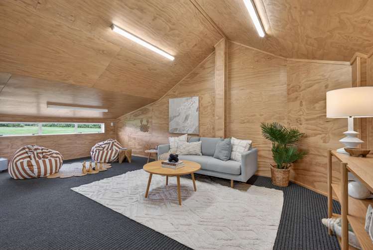 Boat Shed/19 Hikoikoi Reserve, Marine Parade Petone_16