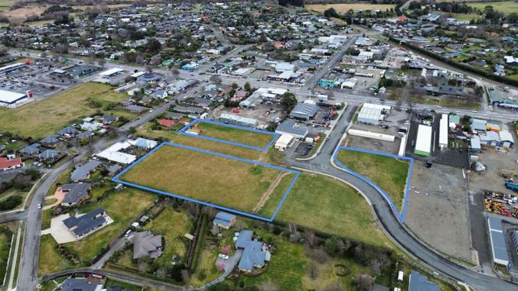 20 & 21 Saleyard Drive Amberley_1