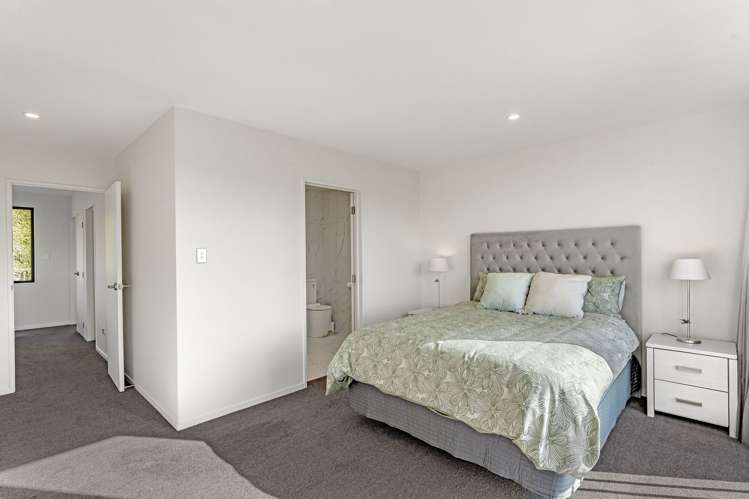 54 Arran Point Parade Orewa_14