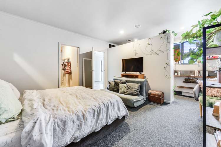 18 Limousin Place Grandview Heights_17