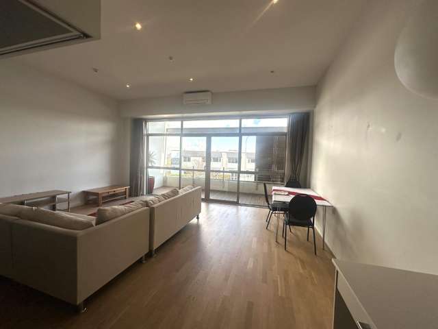 24 Wellington St 10679_1